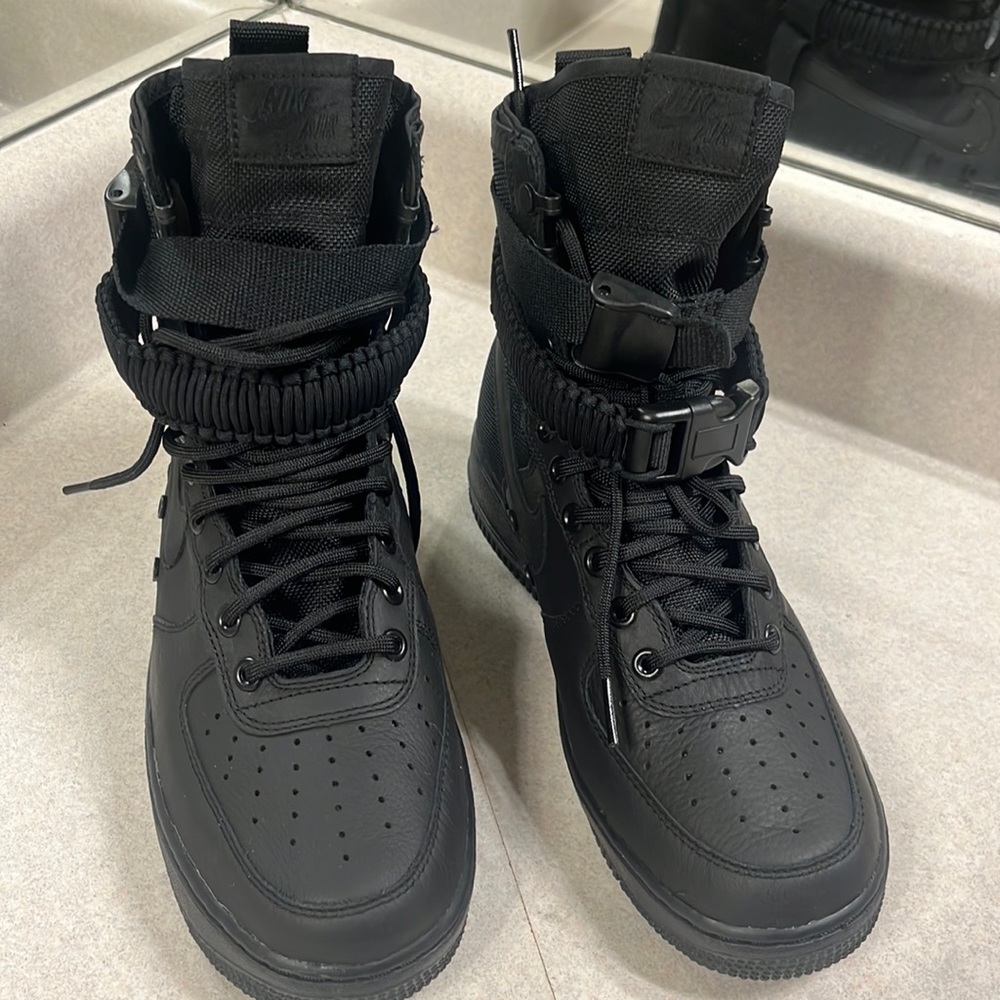 Black Nike Air Force 1’s high top